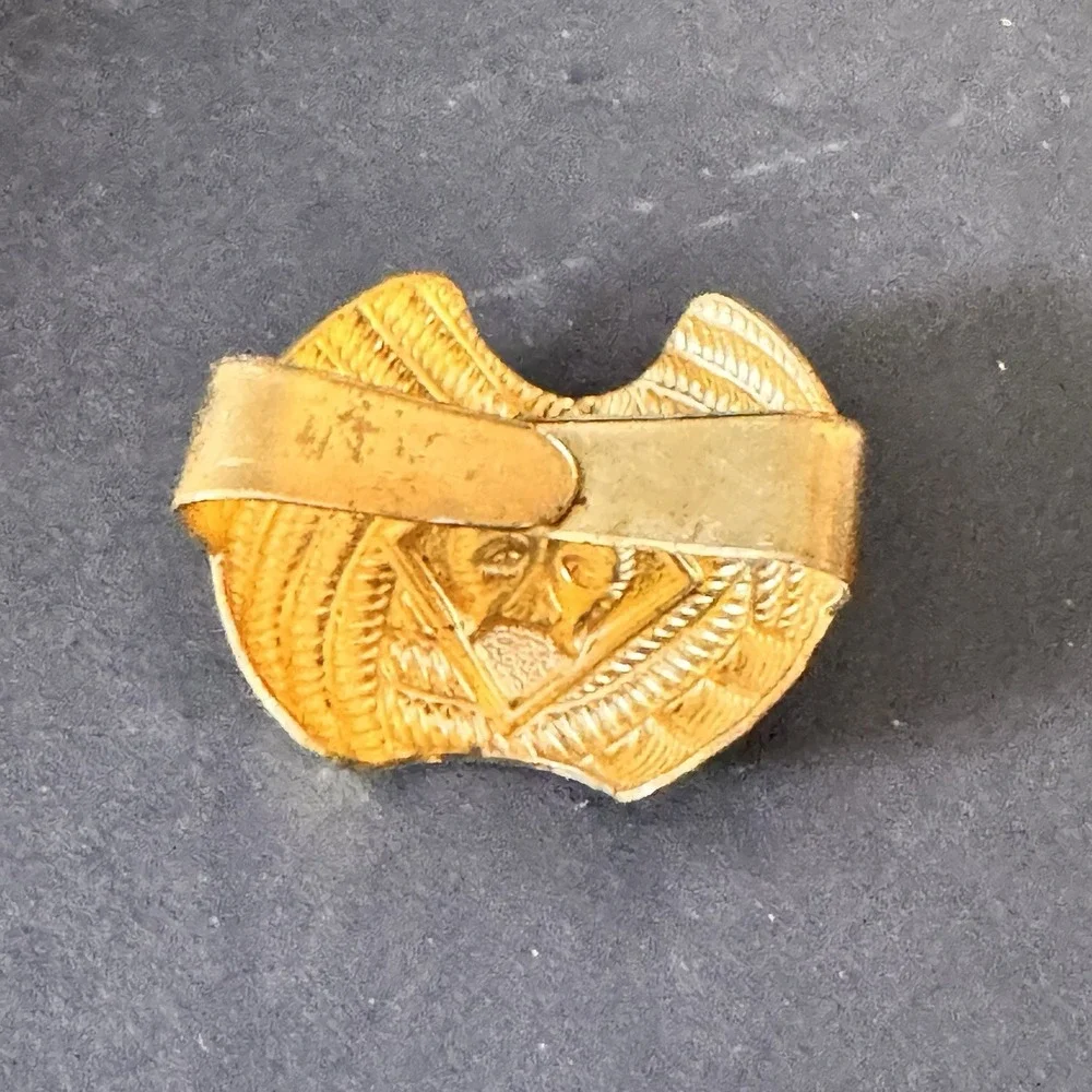 New Boy Scouts of America Neckerchief‎ Slide; Wolf Cub Scout Rank; Red; BSA Gold